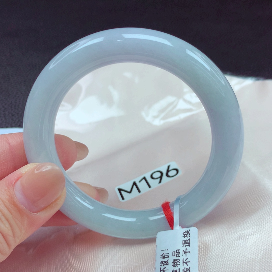 翡翠手镯未镶嵌手镯88