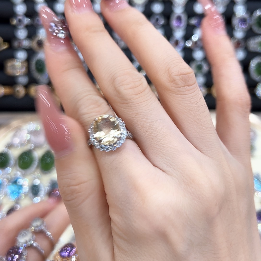 是***吖岫玉银S925镶嵌戒指