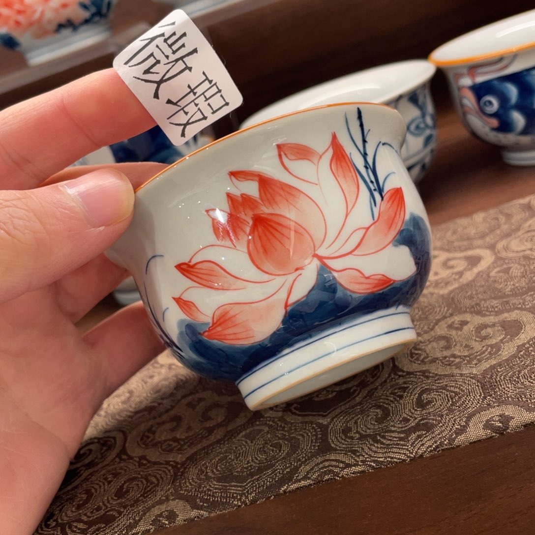 釉下手绘茶具微瑕