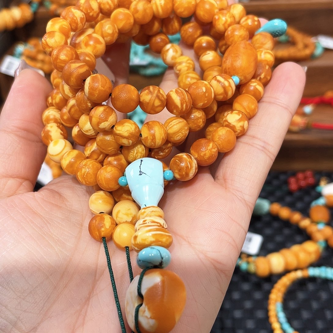 琥珀裸石未镶嵌项链