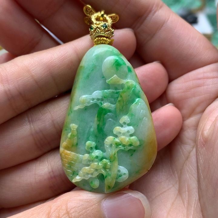 颈饰未镶嵌翡翠翡翠