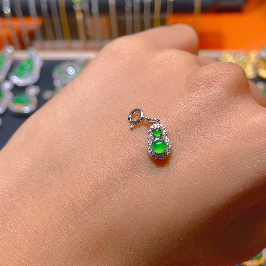 翡翠银S925镶嵌颈饰