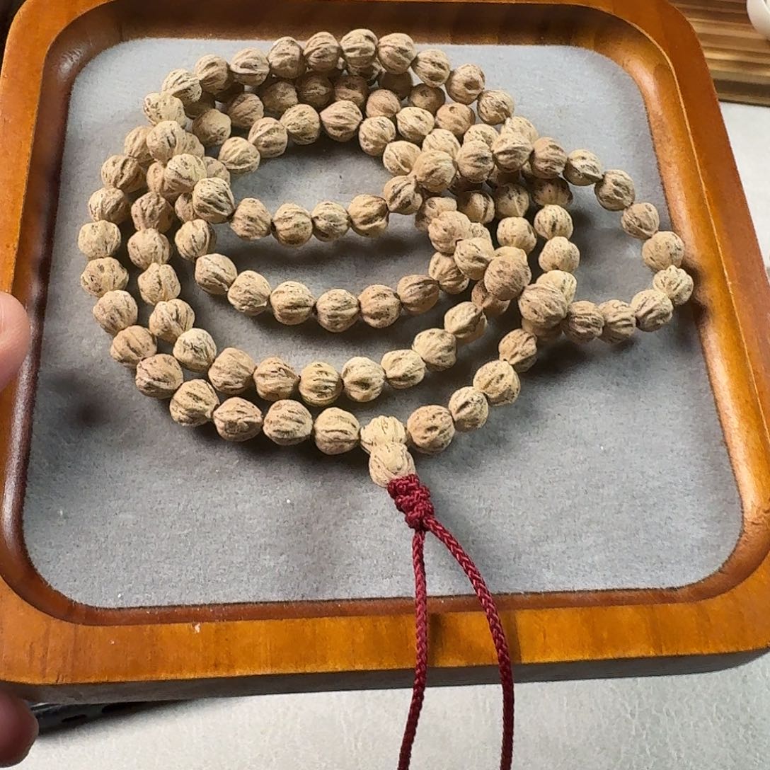 尼***贵柏香籽/百香籽吊坠