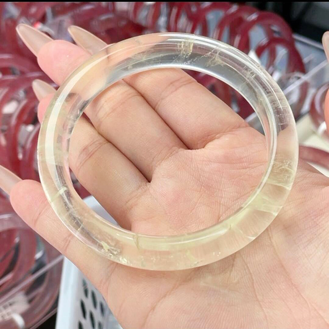 天然巴西圆条女士黄水晶手镯冰透时尚柠檬黄（多样性发货一支）