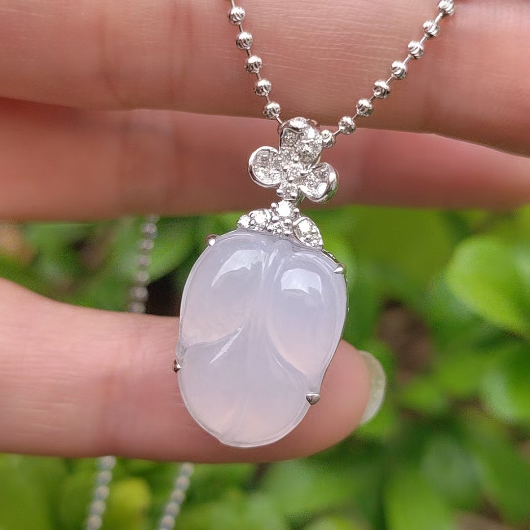 18K金天然A货翡翠吊坠 带紫底细腻水头足