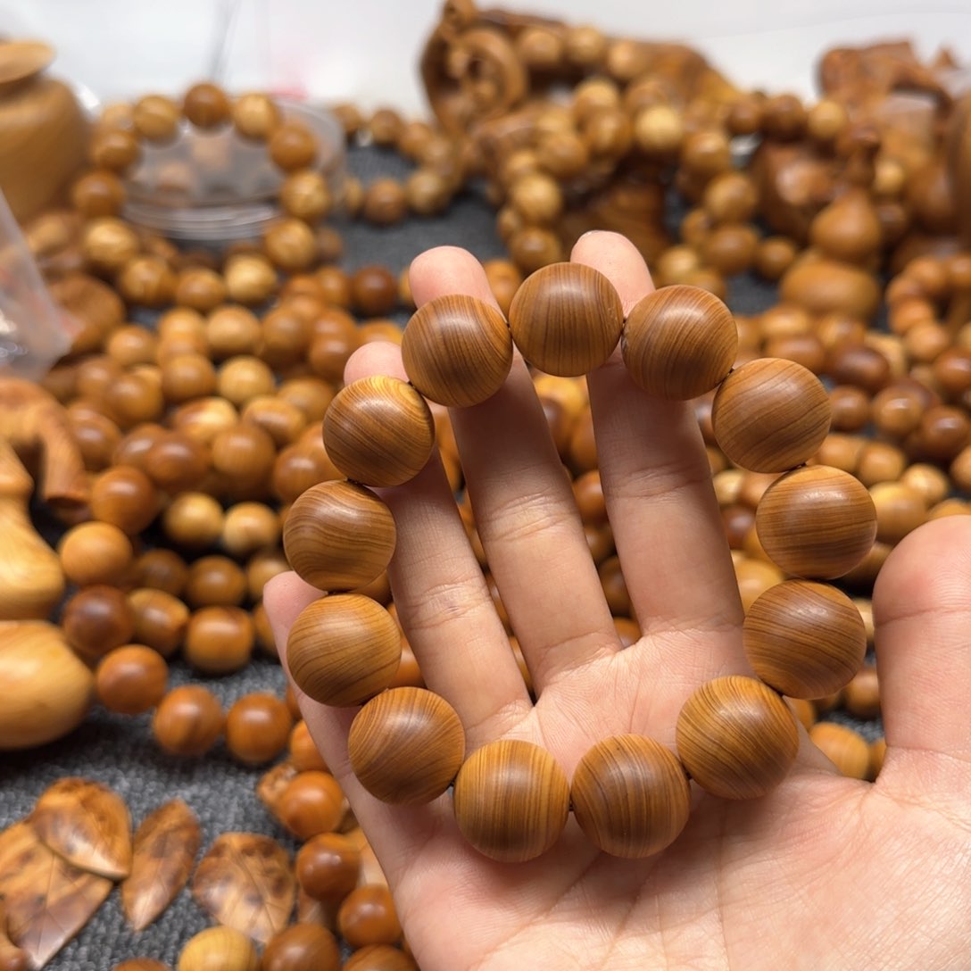 柏木?**头1.8太行崖柏手串