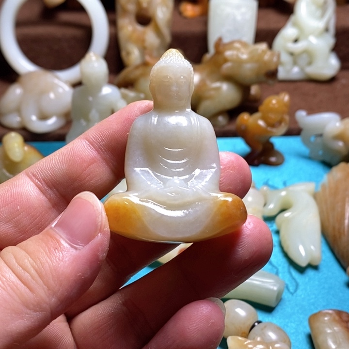 和田玉未镶嵌挂件文****堂