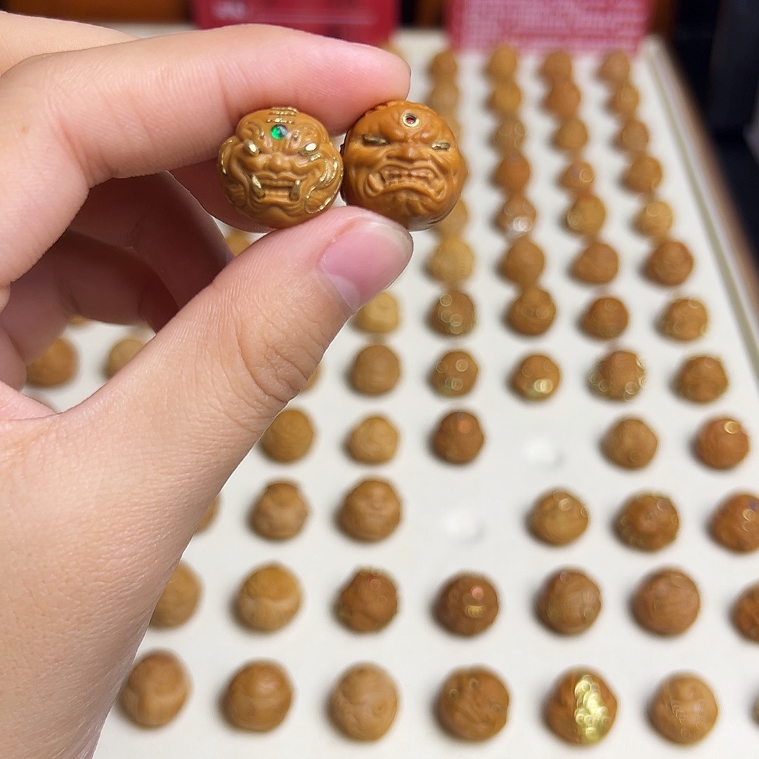 吊坠猴头核桃镶嵌单颗獠牙恶僧➕虎僧两颗