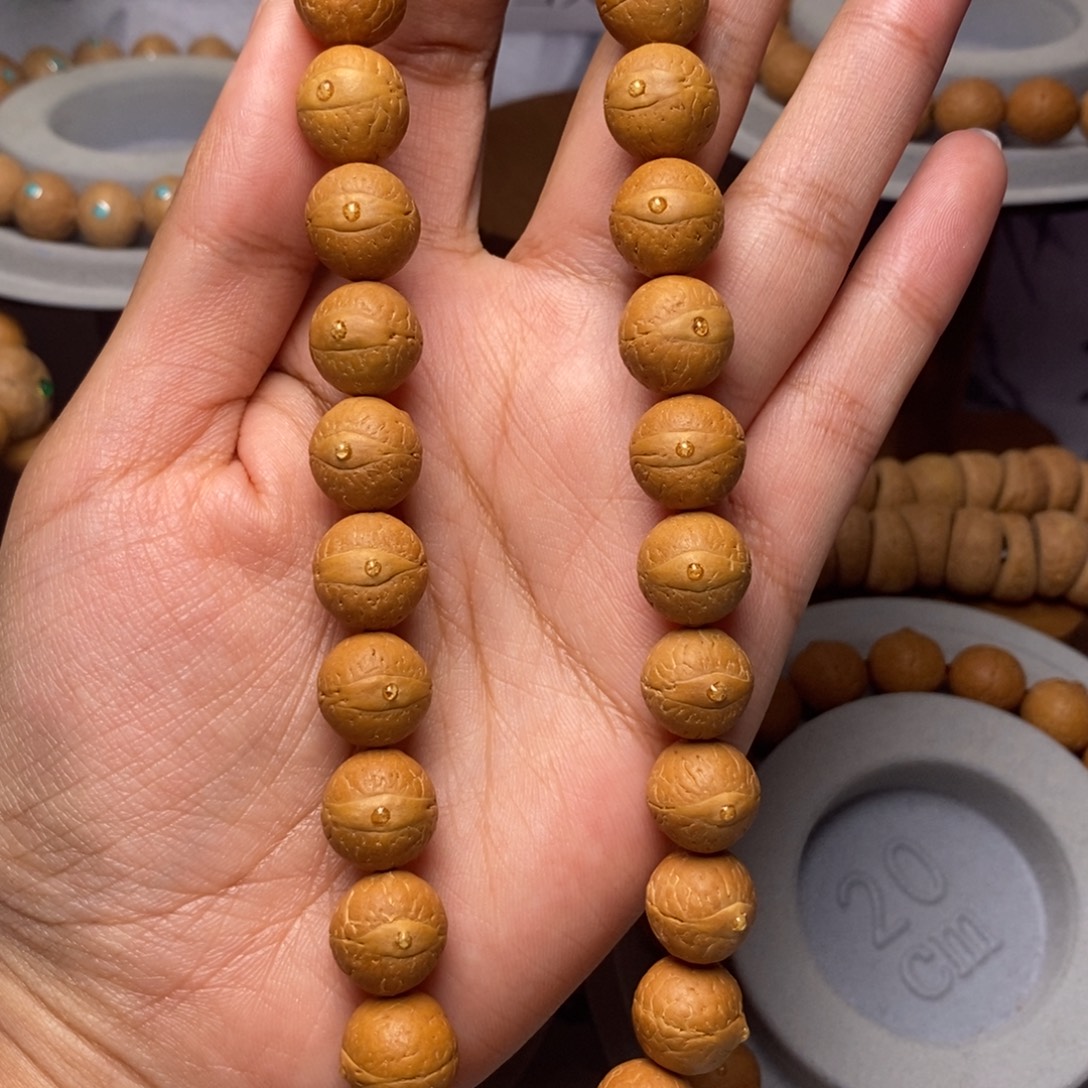 凤眼菩提吊坠手持