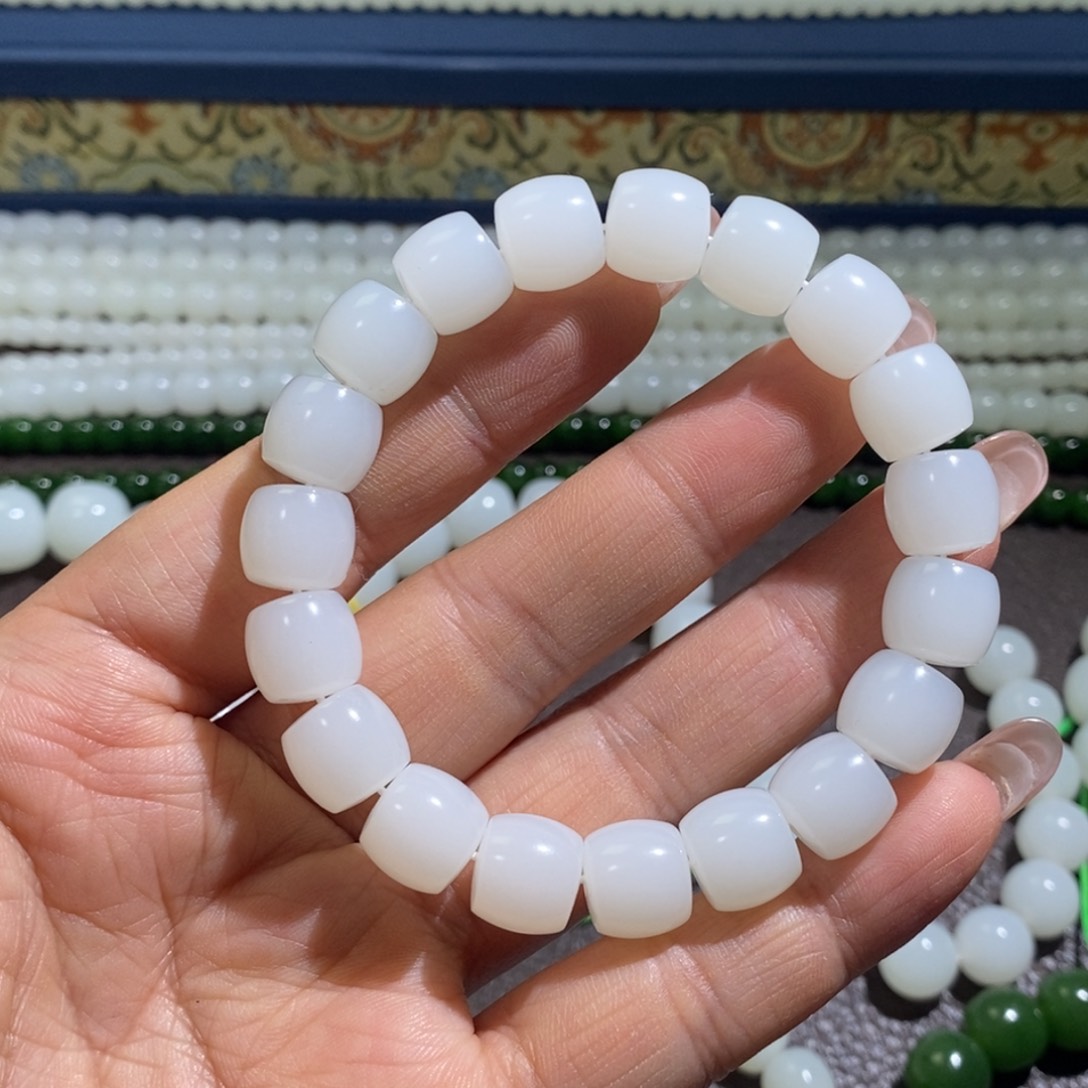 和田玉手链未镶嵌时****凉