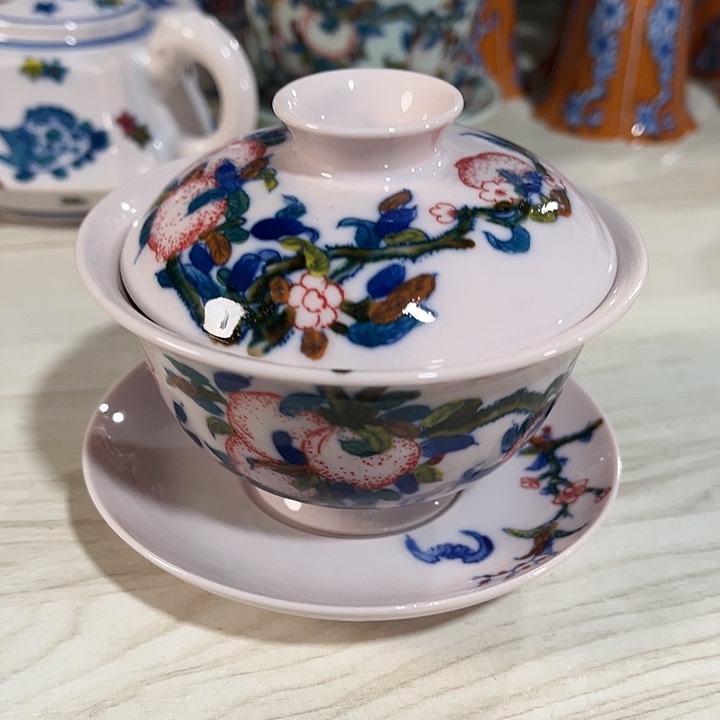 瓷片景德镇陶瓷盖碗。红。