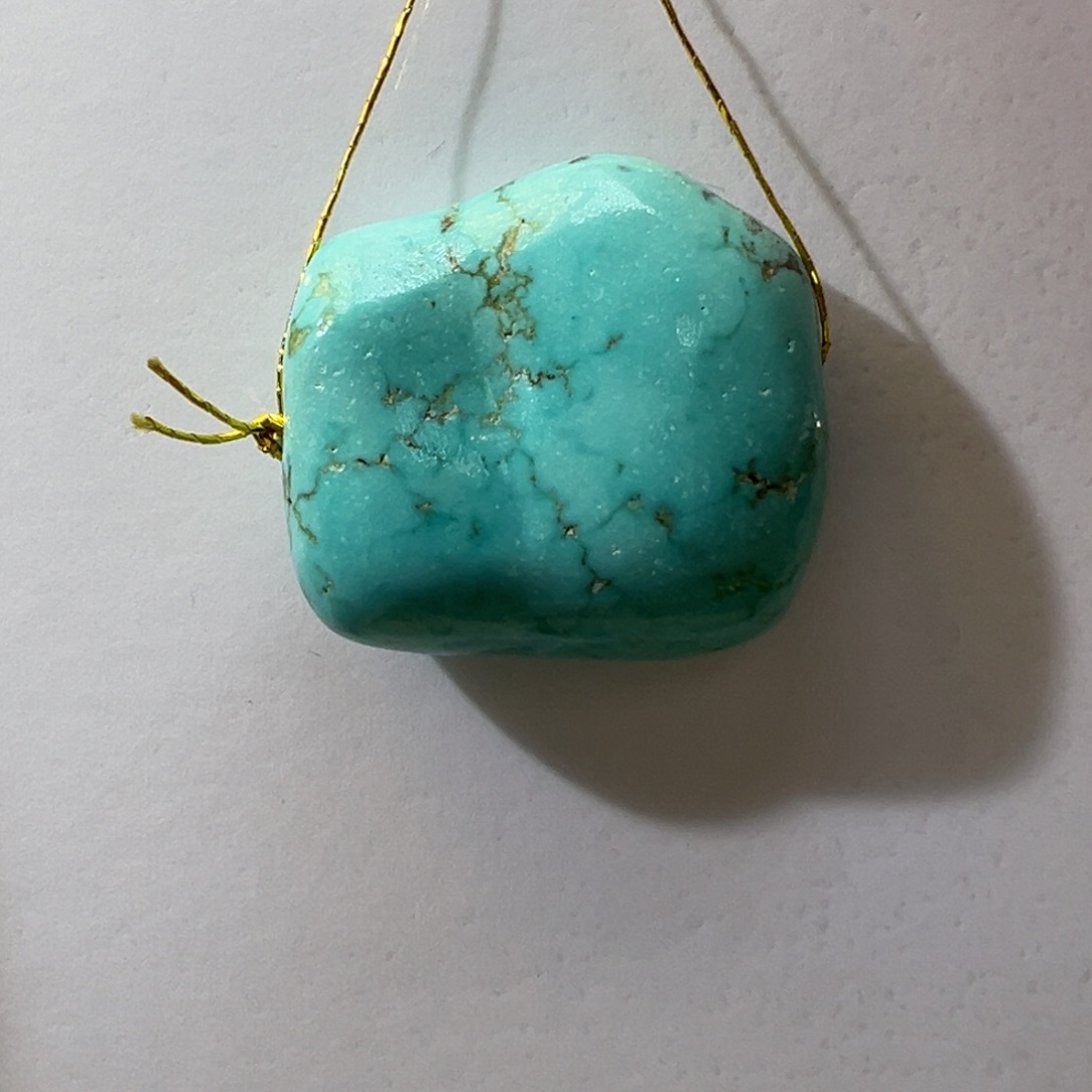 绿松石未镶嵌挂件