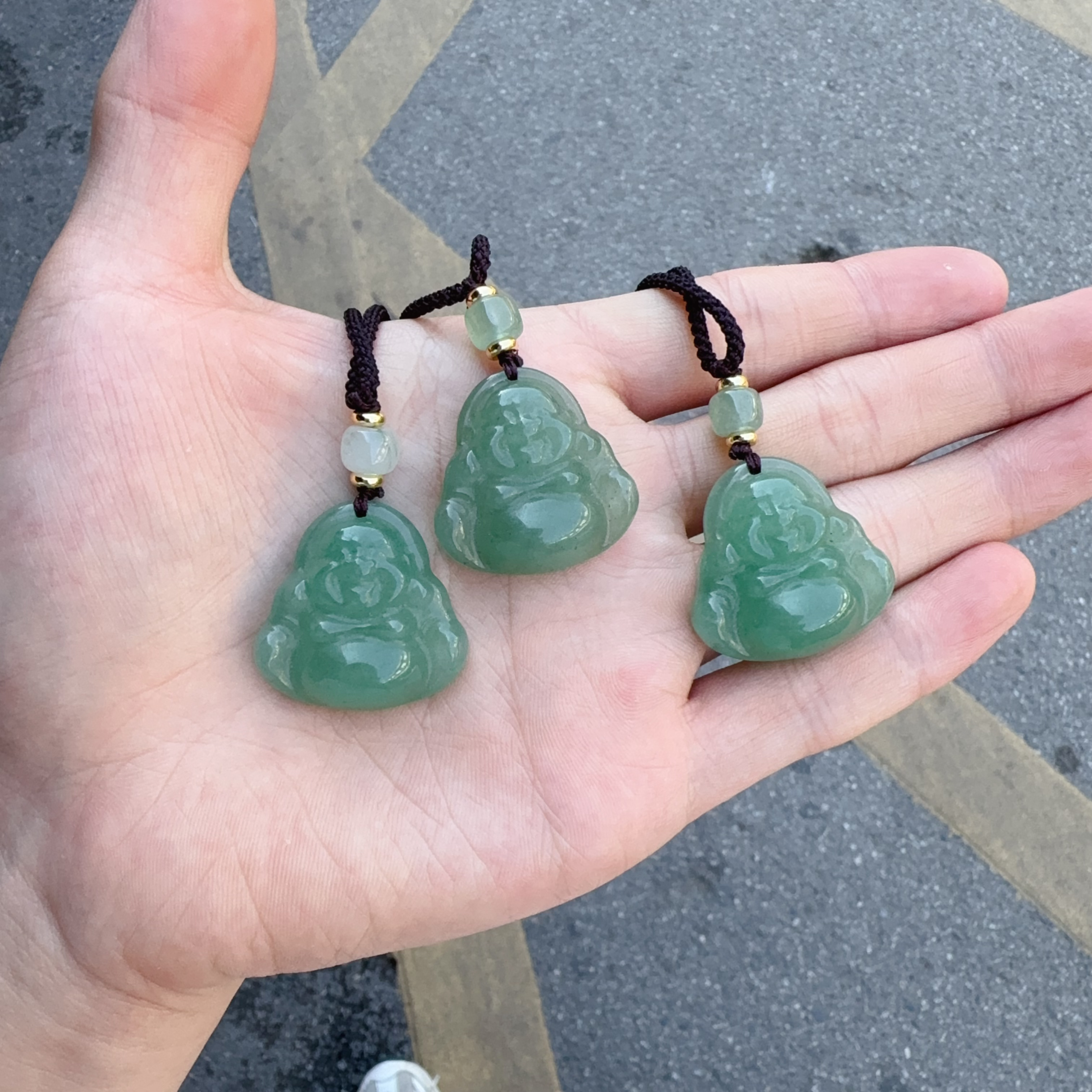 天然东陵玉佛公吊坠约29+mm左右多样性拍一发一q