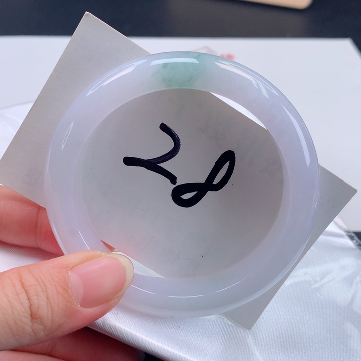 翡翠手镯未镶嵌正