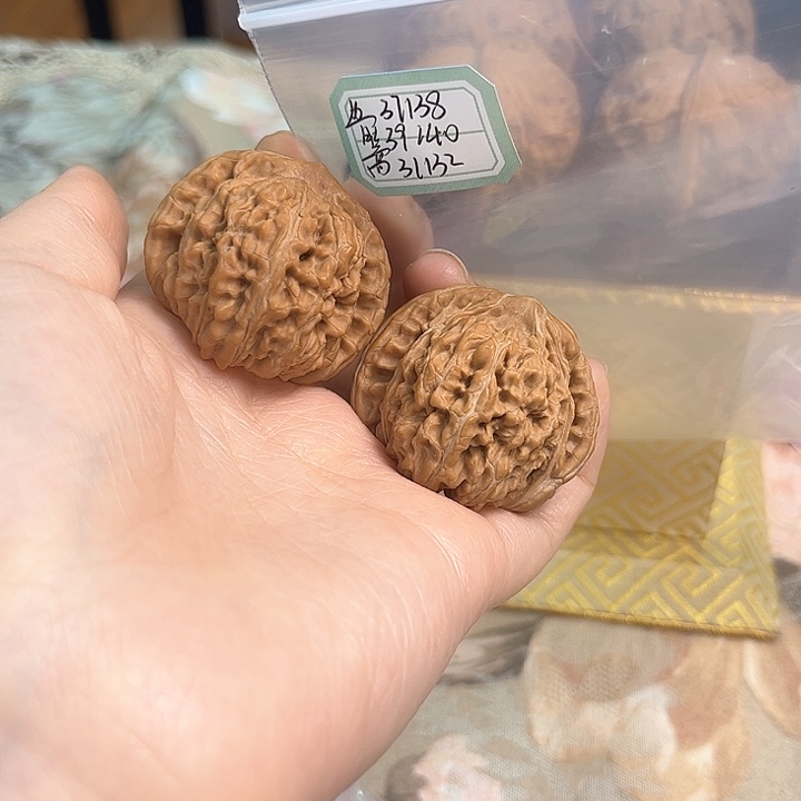 文玩核桃把件一代楼