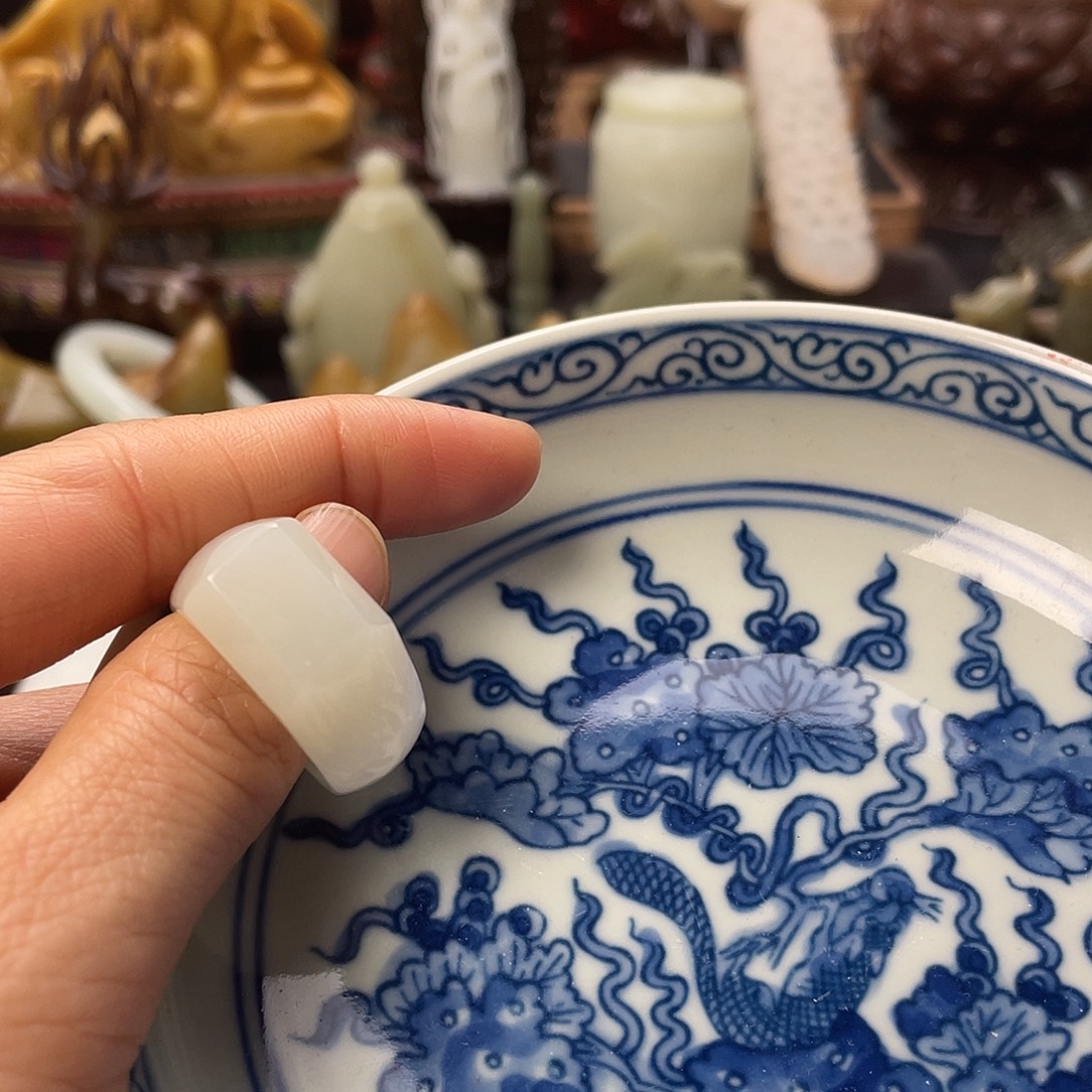 王***喜瓷片新号开播磁盘一个戒指