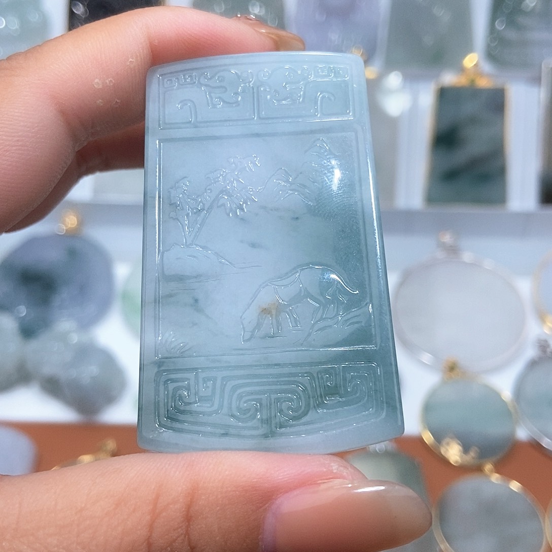 翡翠吊坠(不含链)未镶嵌