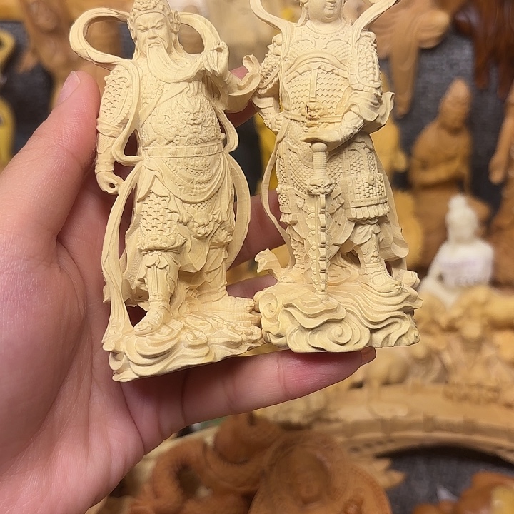 黄杨木黄杨木瑕疵关公微驼