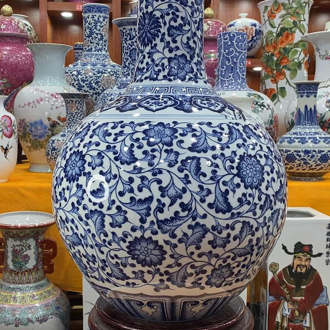 摆件极*亭景德镇陶瓷青花天球瓶