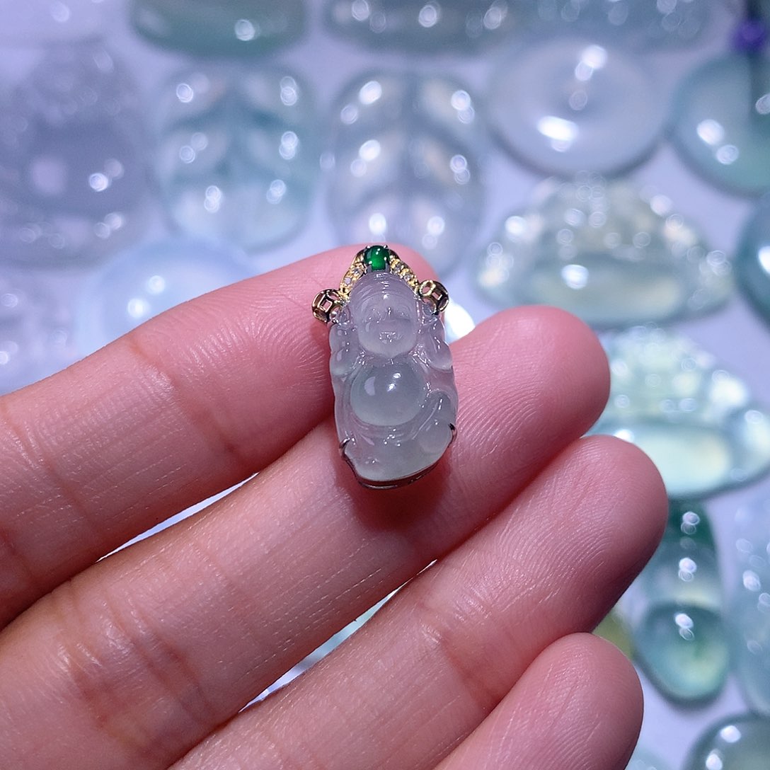 【闪购商品】翡翠颈饰18K金镶嵌财神