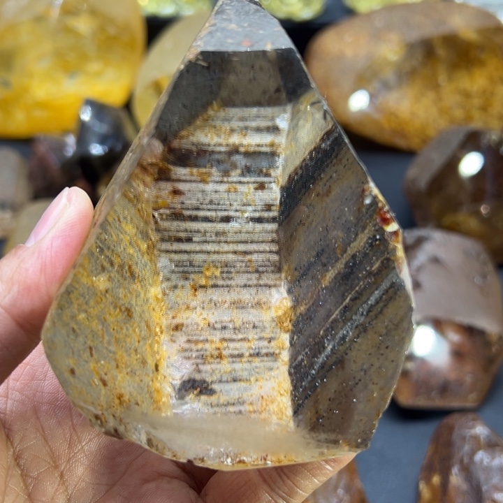 水晶大型摆件（非配饰）未镶嵌