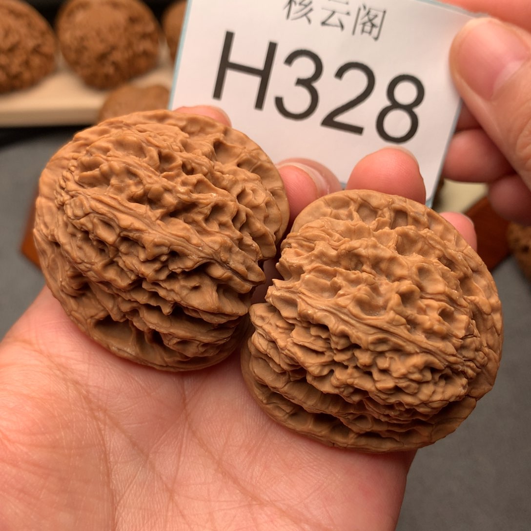 文玩核桃把件46全品高炮涿鹿南疆石精对