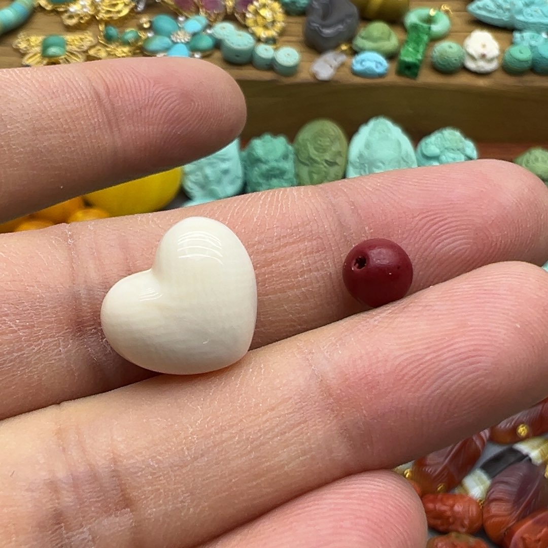 南红玛瑙颈饰未镶嵌