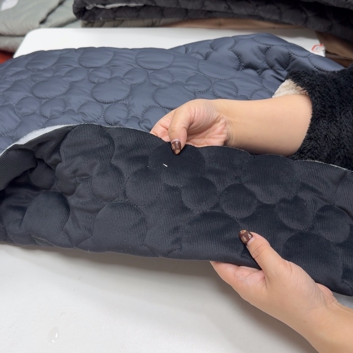 无纺布2米夹棉面料