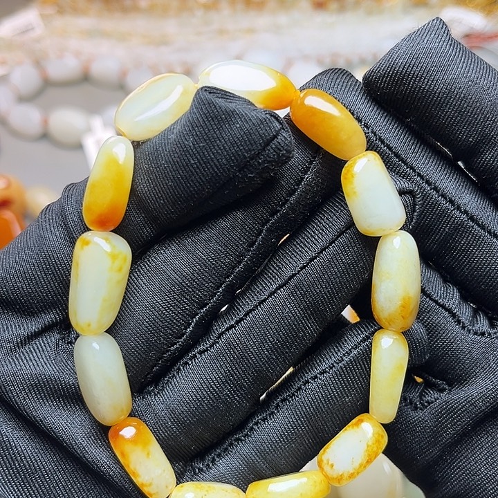 和田玉未镶嵌手链