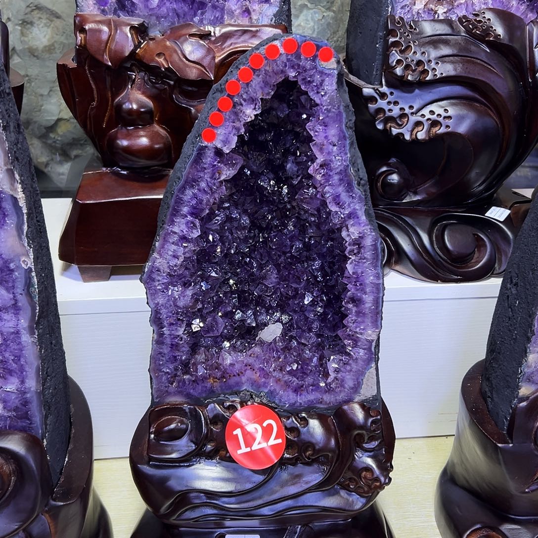 紫晶未镶嵌大型摆件（非配饰）