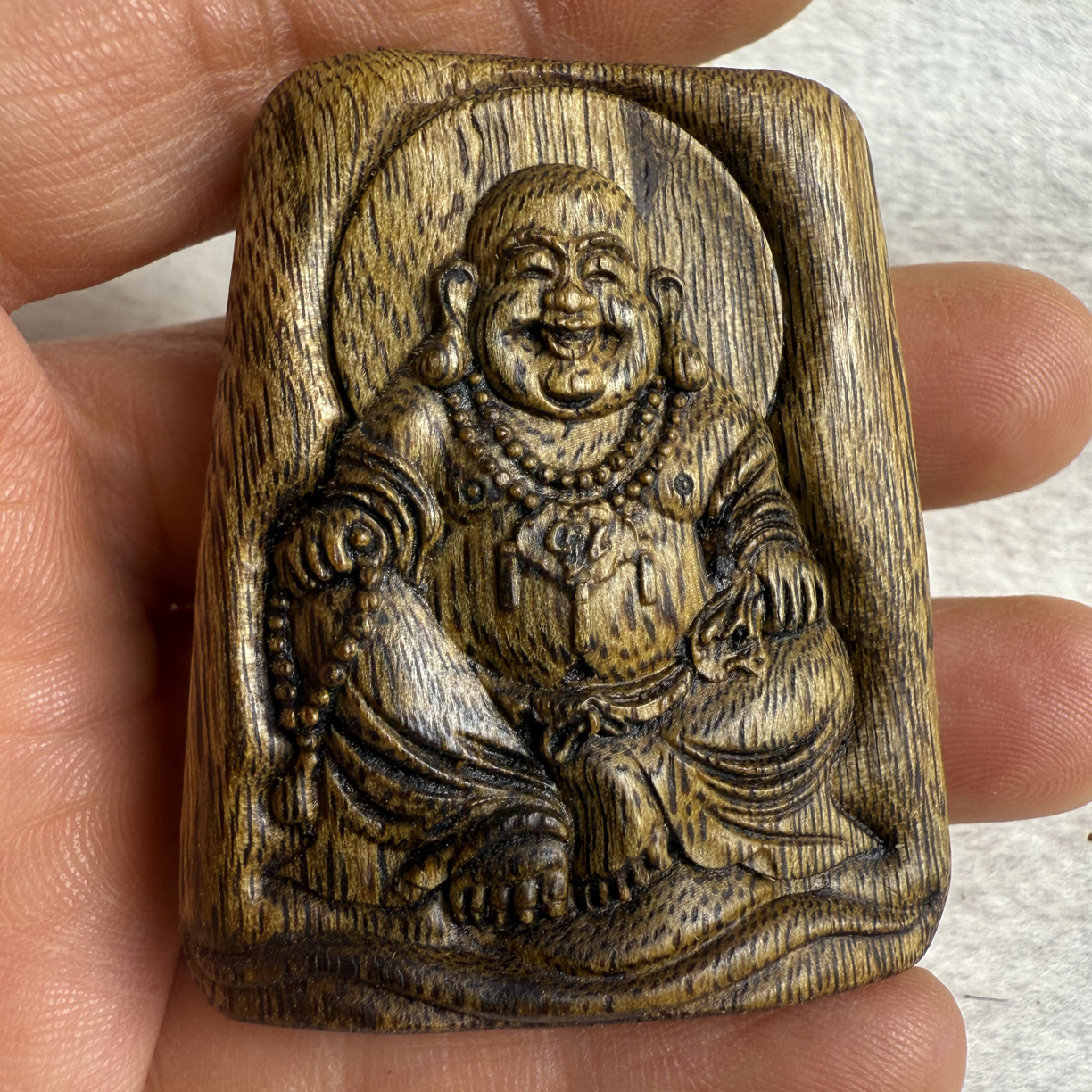 沉香奇楠沉香15.3克重雕刻定制款老料高油吊坠脖挂保真多样性发一