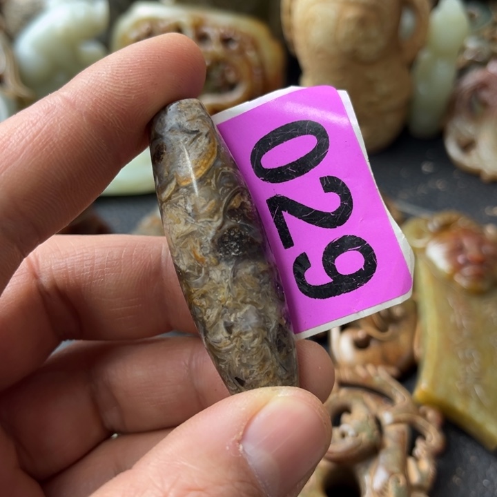 玛瑙/玉髓颈饰合金