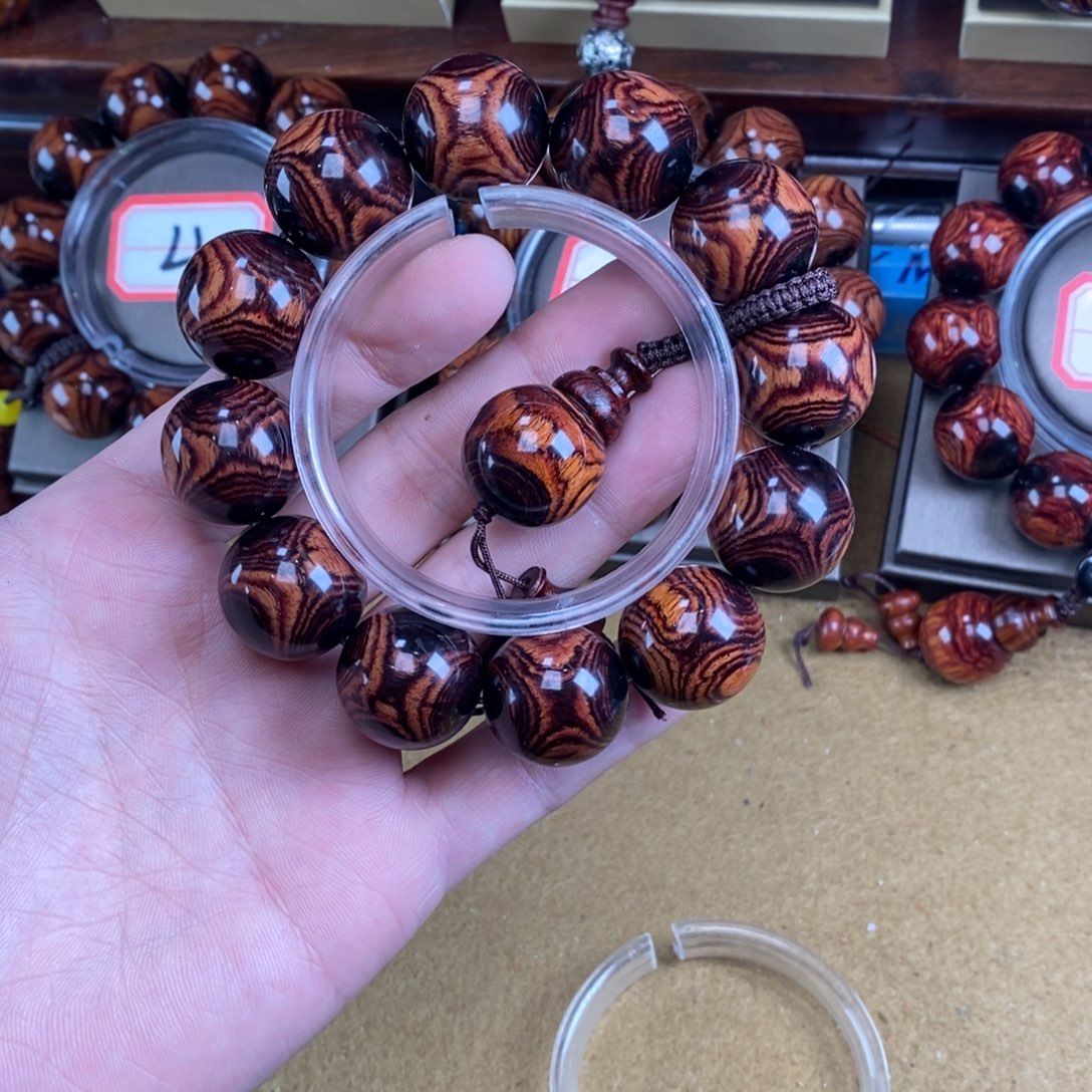 微***笑黄花梨/降香黄檀木质手工制作文玩