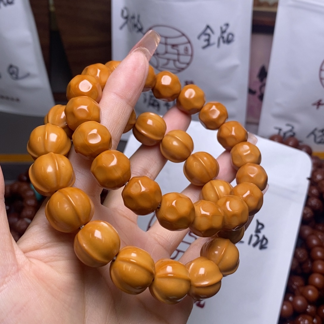 冰***河猴头核桃手串奶酪鲨鱼