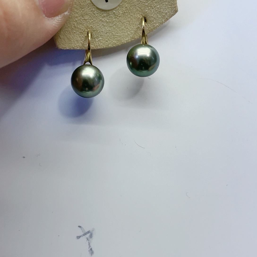 海水珍珠耳饰18K金镶嵌