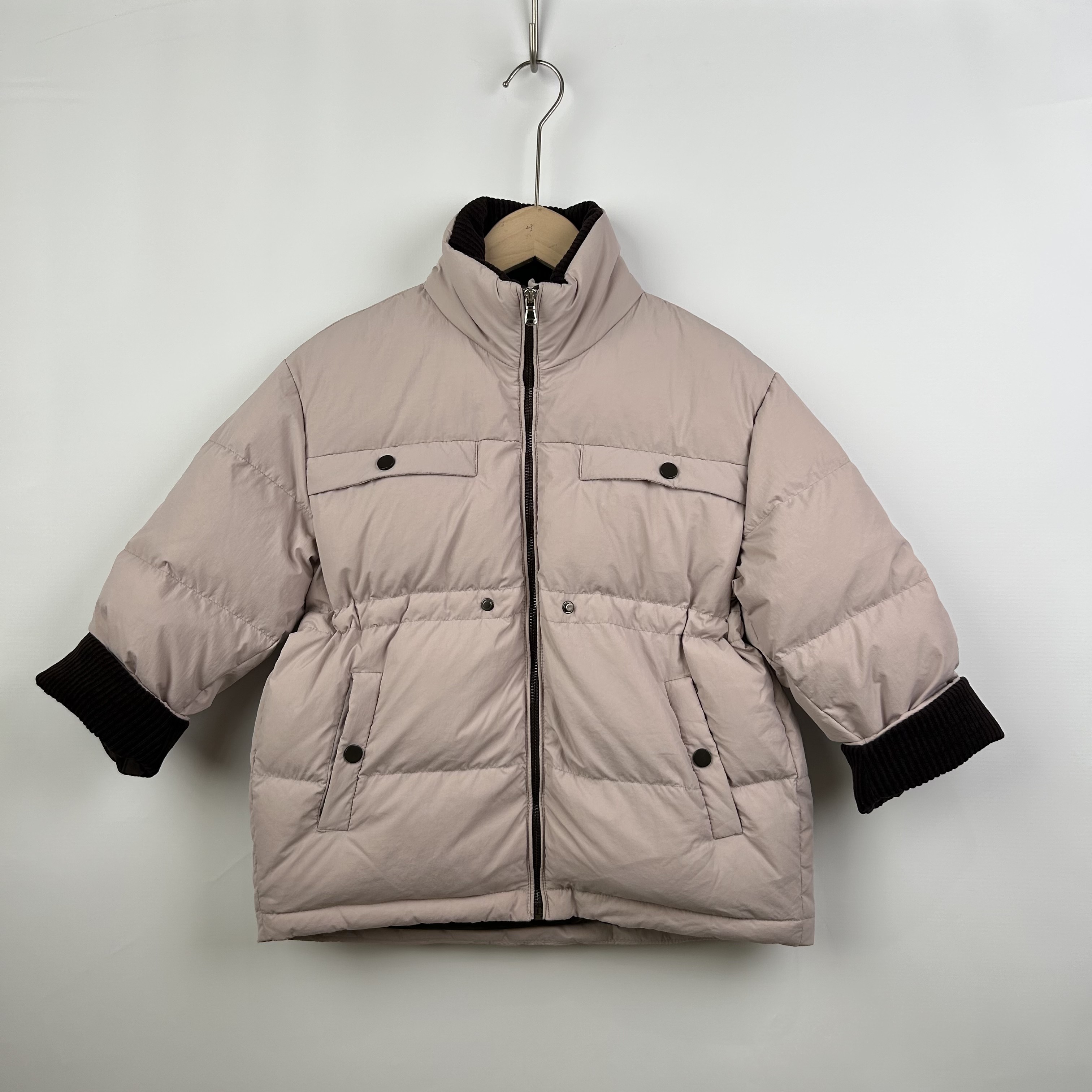 小标装饰，羽绒服界的 “百搭王”，一件搭遍整个衣柜  0322