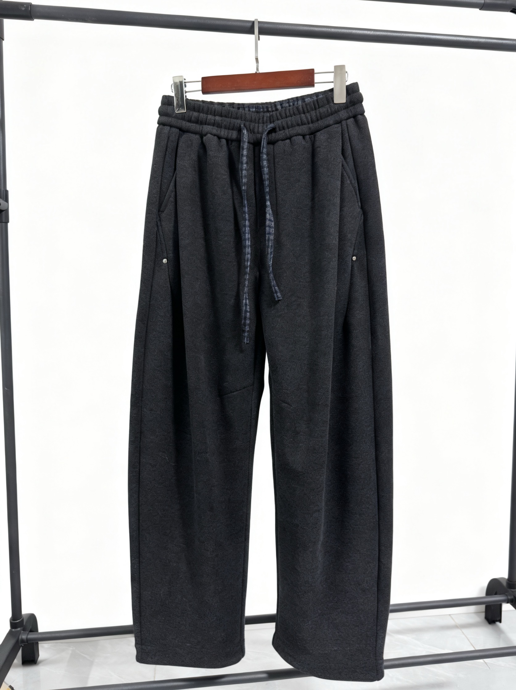 秋冬直筒型宽松男中腰休闲裤潮流阔腿抽绳百搭