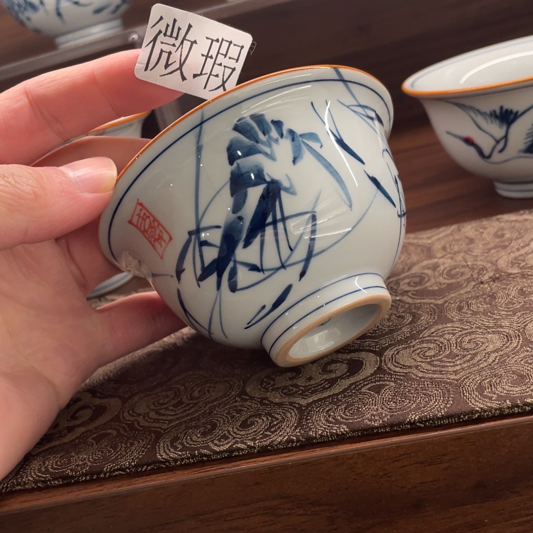 釉下手绘茶具微瑕