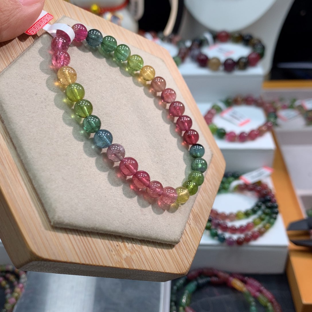 碧玺手链未镶嵌       6.3mm。    