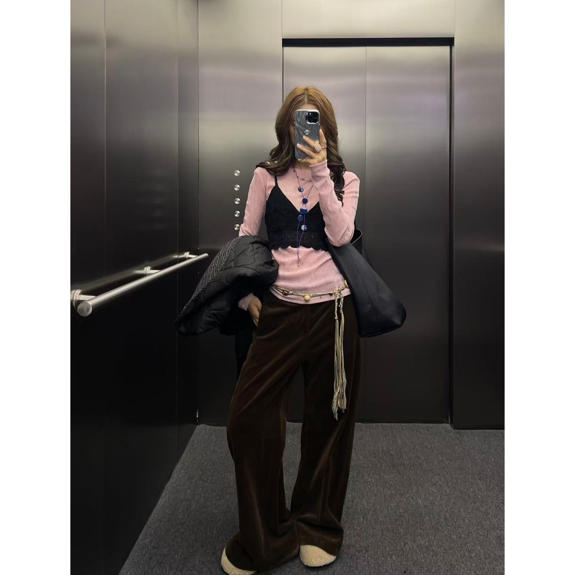 蜜桃皱皱-高温定型肌理感修身长袖打底T恤