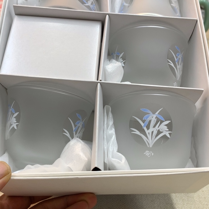 紫砂金瓷阁精品瓷器店