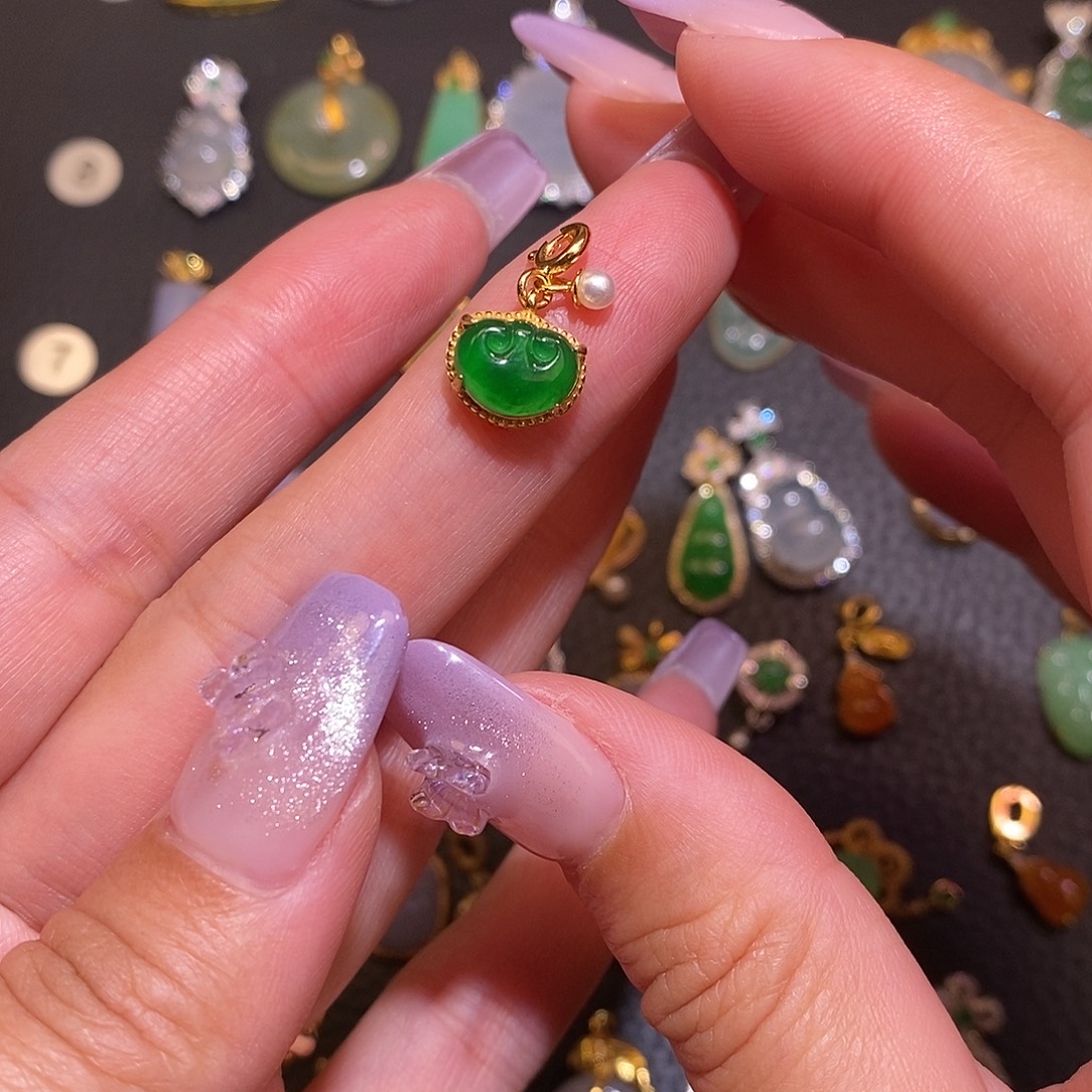 翡翠银S925镶嵌颈饰