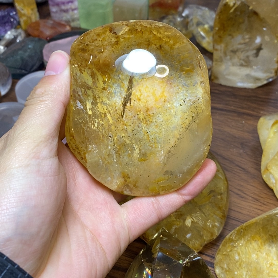 未镶嵌水晶珠宝半成品