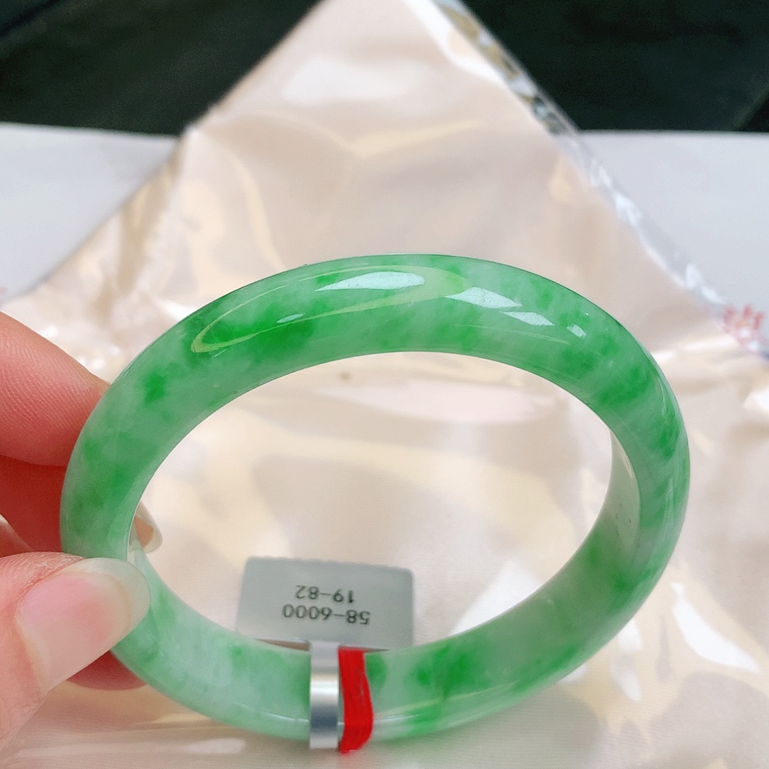 【闪购商品】翡翠手镯未镶嵌缅甸天然a货翡翠