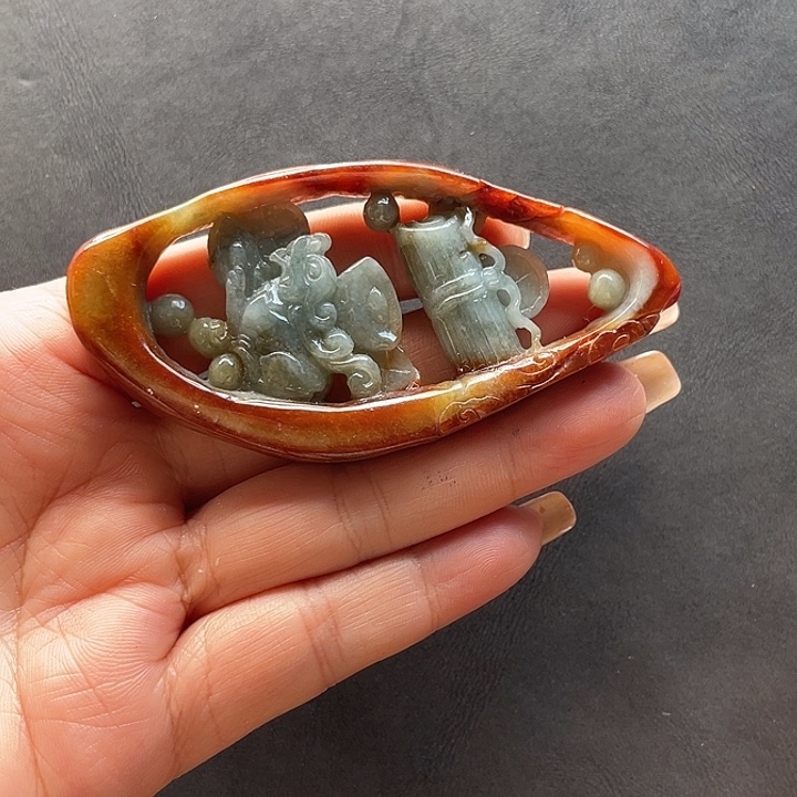 霖***月翡翠未镶嵌颈饰666