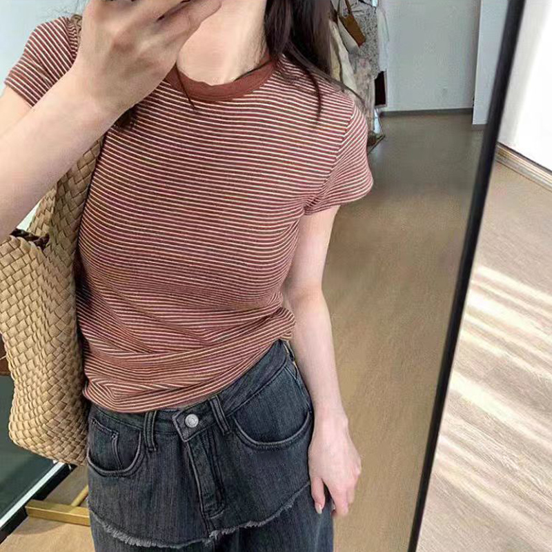 9115#2025夏季新款内搭修身条纹薄款圆领短袖t恤女正肩上衣设计感