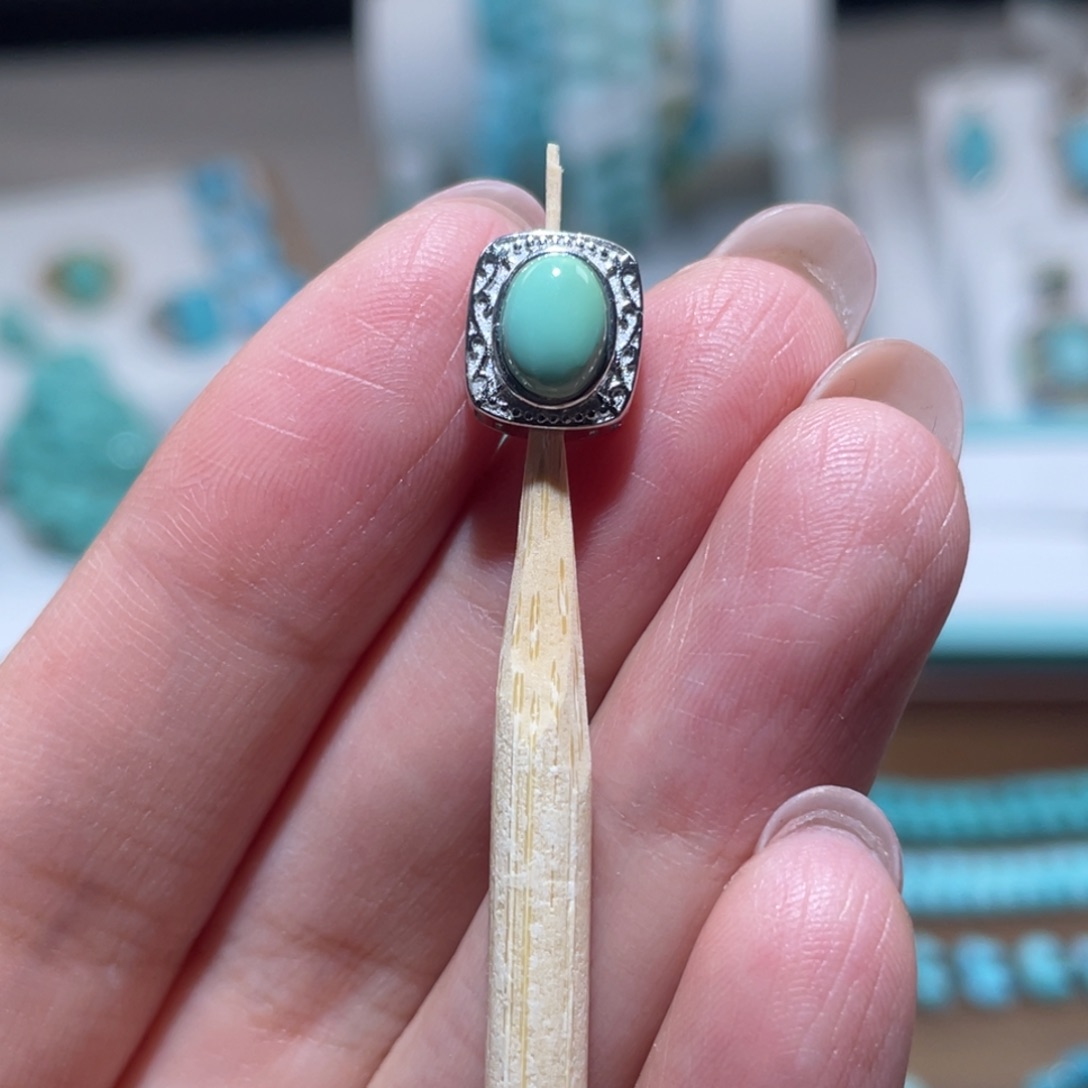 绿松石未镶嵌背云