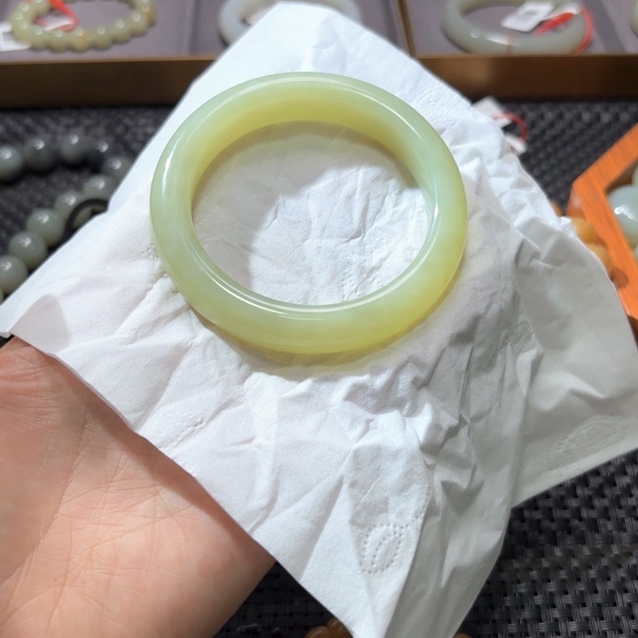 和田玉（糖玉）把件未镶嵌