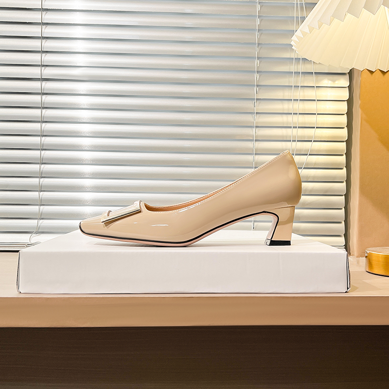 尖头漆皮春季浅口方头中跟粗跟高跟气质内增高浅口单鞋