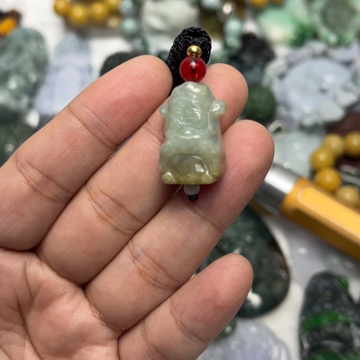 翡翠未镶嵌吊坠(不含链)9063